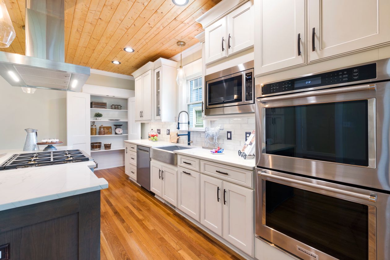 How long does a kitchen remodel take from design to final walkthrough